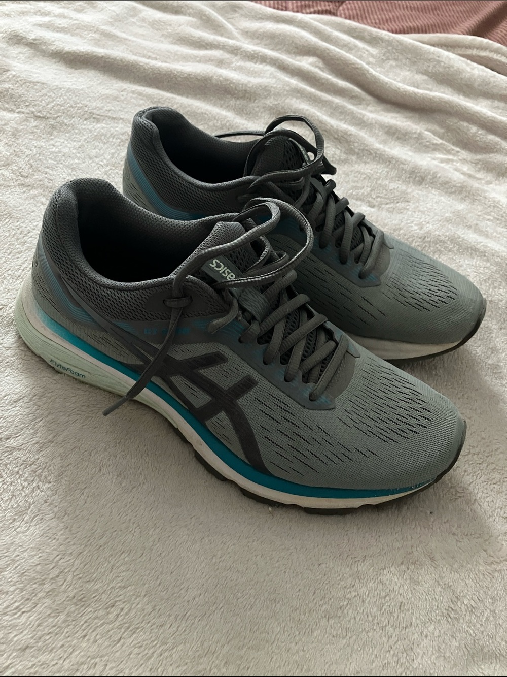 Asics Gray and Teal Women’s Athletic Running Shoes GT-1000
